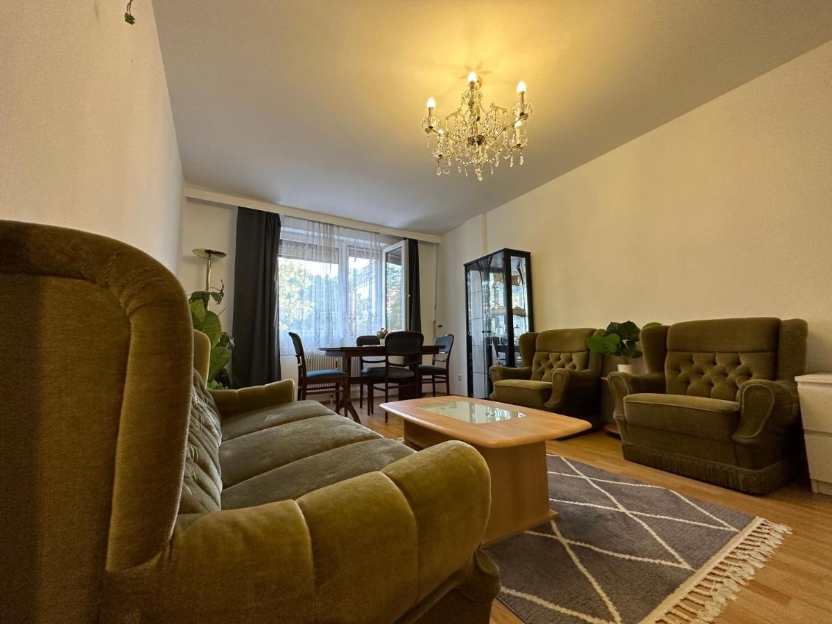 2 Rooms Flat With Balcony, Near Of Center Wenen Buitenkant foto